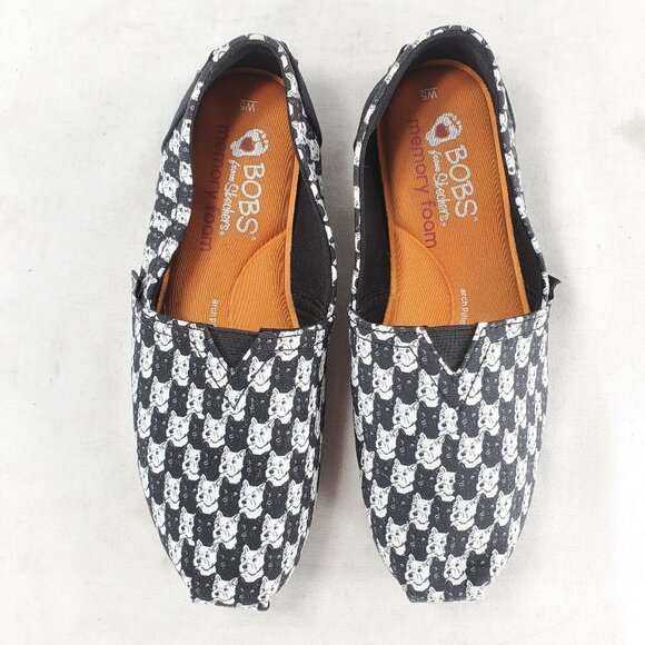 Skecher Shoes Wmn Sz 5 Bobs Schnauzer Black White AOP Slip On Loafer Memory Foam - Picture 9 of 16
